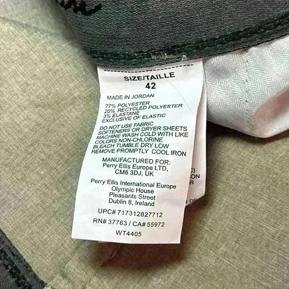 Ben Hogan Lightweight Zippered Front Khaki Shorts Men’s Big and Tall Size 42 - Picture 4 of 9